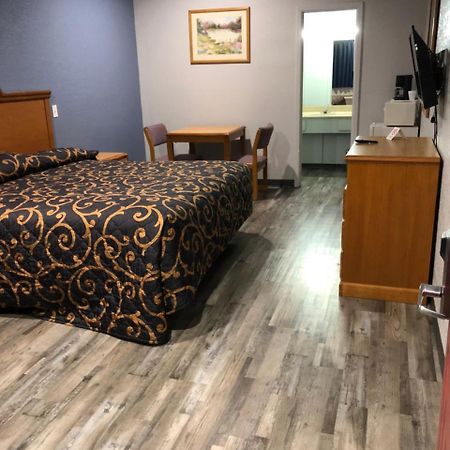Delux Inn Cleburne Eksteriør billede